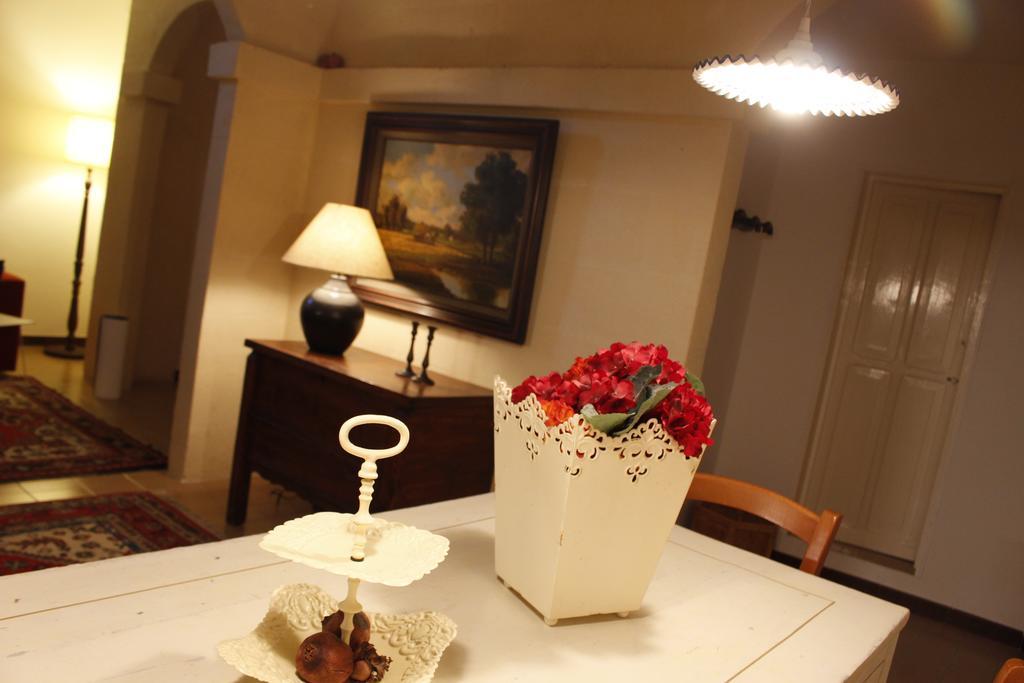 Casa Vacanze Le Esperidi มาเตรา ภายนอก รูปภาพ