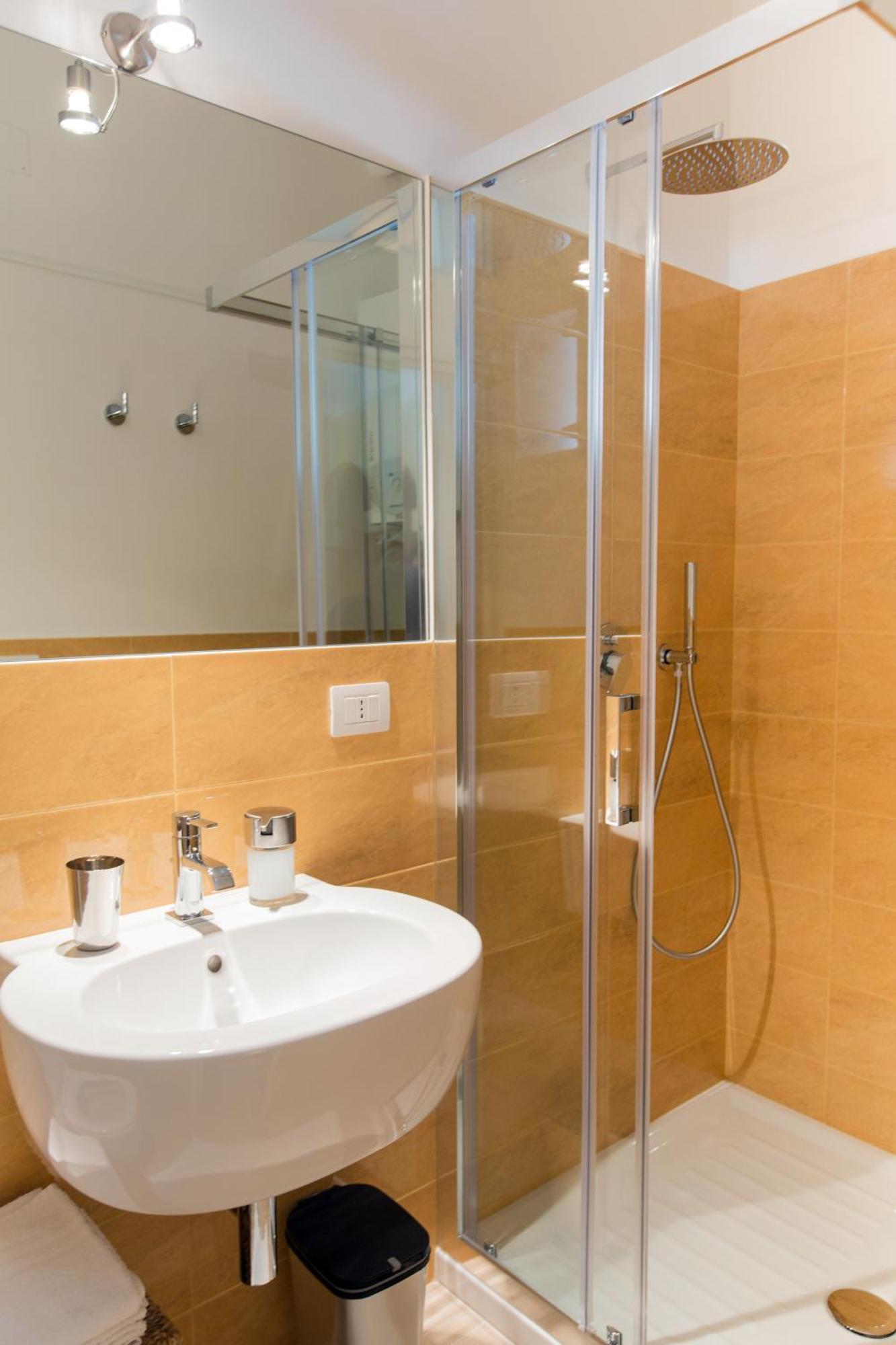 Casa Vacanze Le Esperidi มาเตรา ภายนอก รูปภาพ